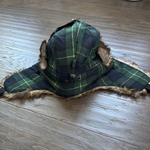Igloos Trapper earflap hat,wool,quilt lined, faux fur,adjustable,winter warmth - Picture 6 of 12